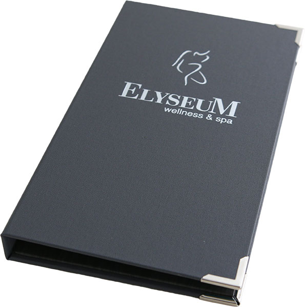 Elyseum im Elysée Hotel Hamburg mit Rechnungsmappen, Speisekarten Zwiebel, Logo Position Goldener Schnitt, Heißfolienprägung