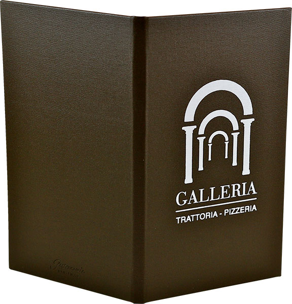 Trattoria Galleria mit Rechnungsmappen, Speisekarten Zwiebel, Logo, Logo Position Mitte, Heißfolienprägung
