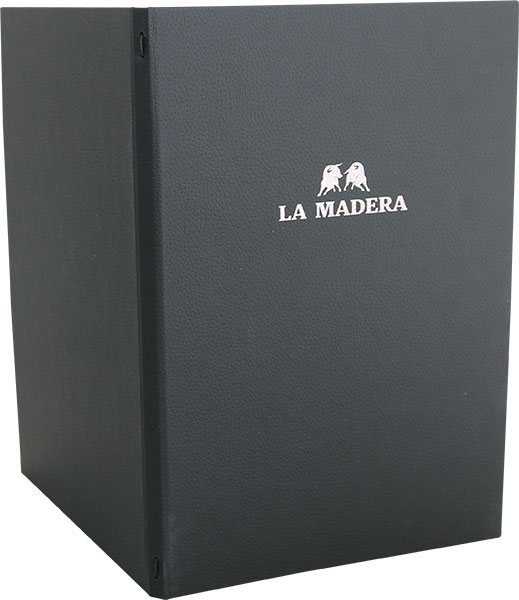 Restaurant La Madera mit Speisekarte, Gummikordel, Logo Position Goldener Schnitt, Heißfolienprägung